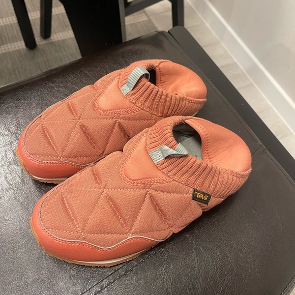 Teva Women's Re Ember Moc Slippers US 7 - Picture 2 of 5